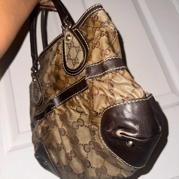 Cute GG Crystal Gucci Hobo bag - Picture 9 of 9